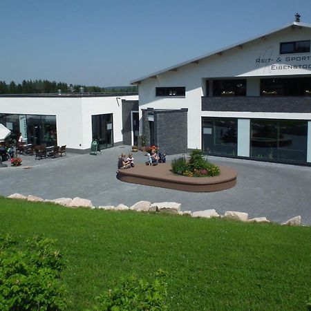 Reit- Und Sporthotel Eibenstock Esterno foto